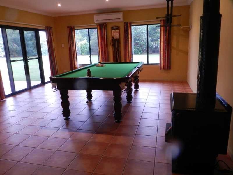 18 Barklya Court, Benaraby QLD 4680