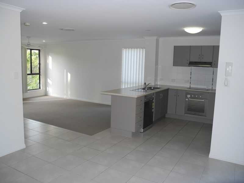 Apartment 6/10 Arthur Street, Boyne Island QLD 4680