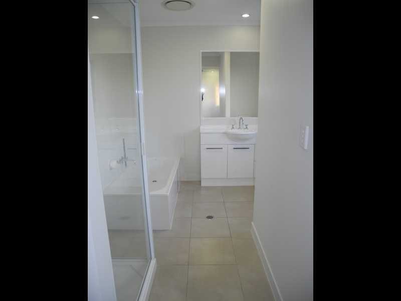 Apartment 6/10 Arthur Street, Boyne Island QLD 4680
