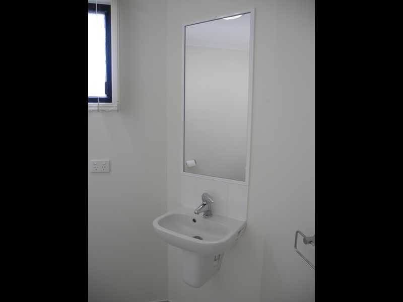 2/10 Arthur Street, Boyne Island QLD 4680