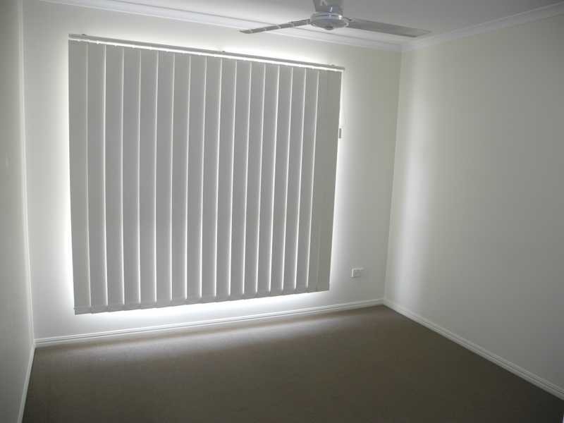 2/10 Arthur Street, Boyne Island QLD 4680