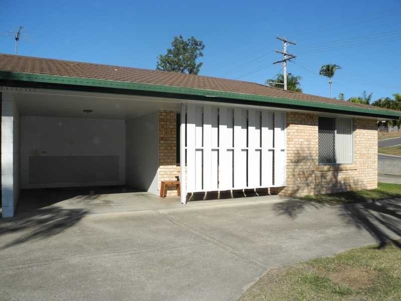 1/8 Hayes Avenue, Boyne Island QLD 4680