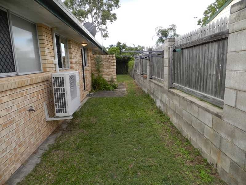 1/8 Hayes Avenue, Boyne Island QLD 4680