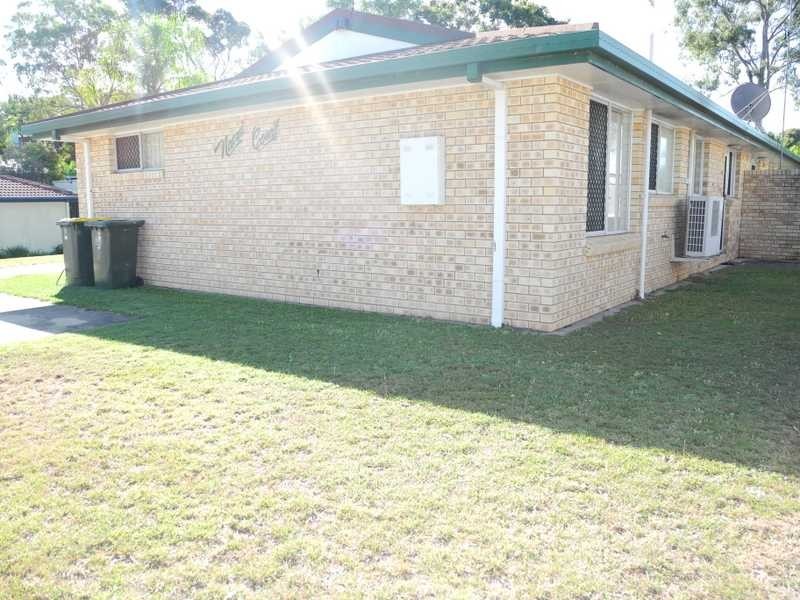 1/8 Hayes Avenue, Boyne Island QLD 4680