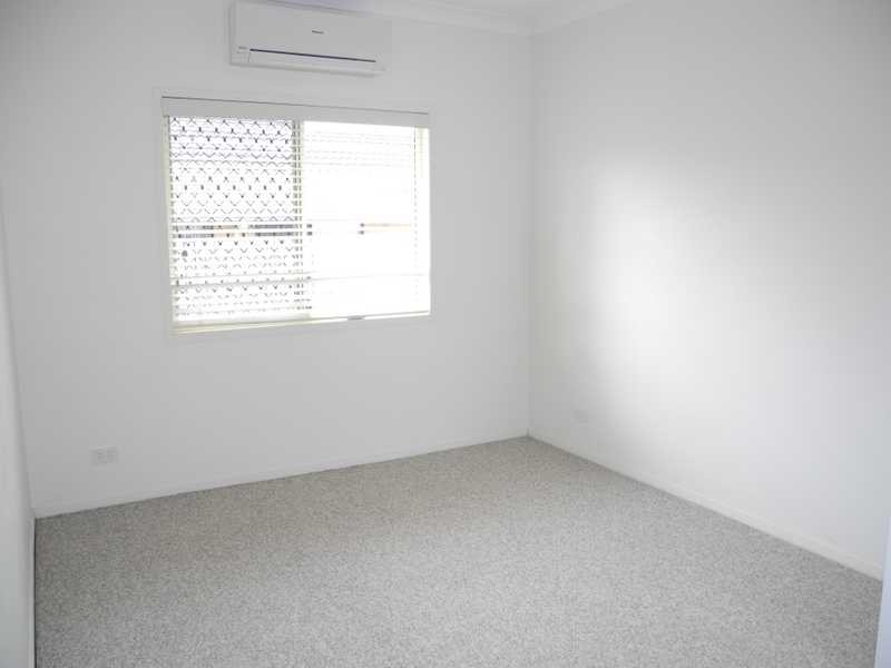 1 Viewpoint Way, New Auckland QLD 4680