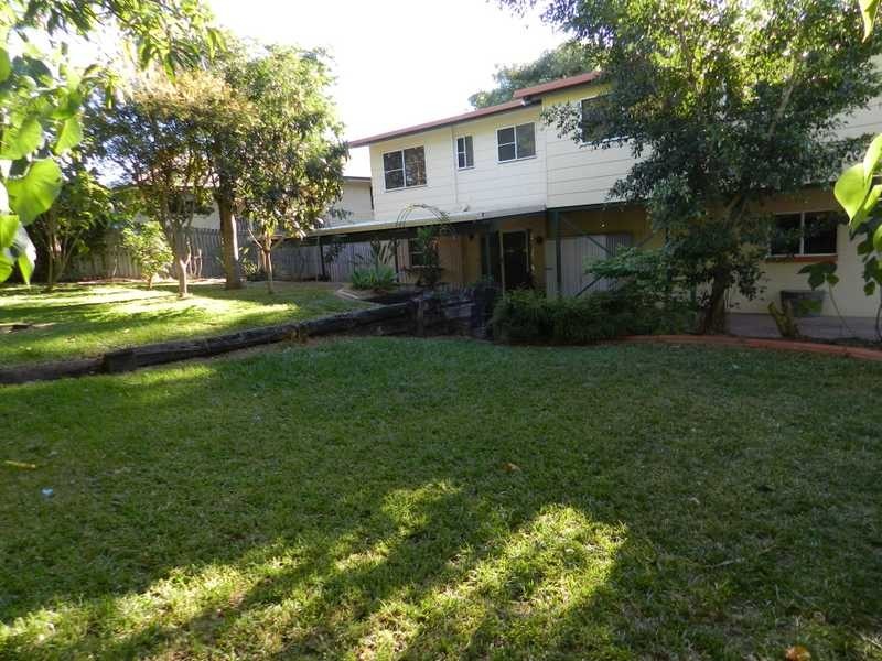 9 Brin Street, Boyne Island QLD 4680