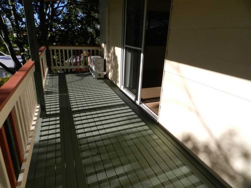 9 Brin Street, Boyne Island QLD 4680