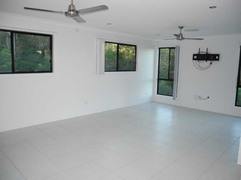 14 Bauhinia Street, Boyne Island QLD 4680