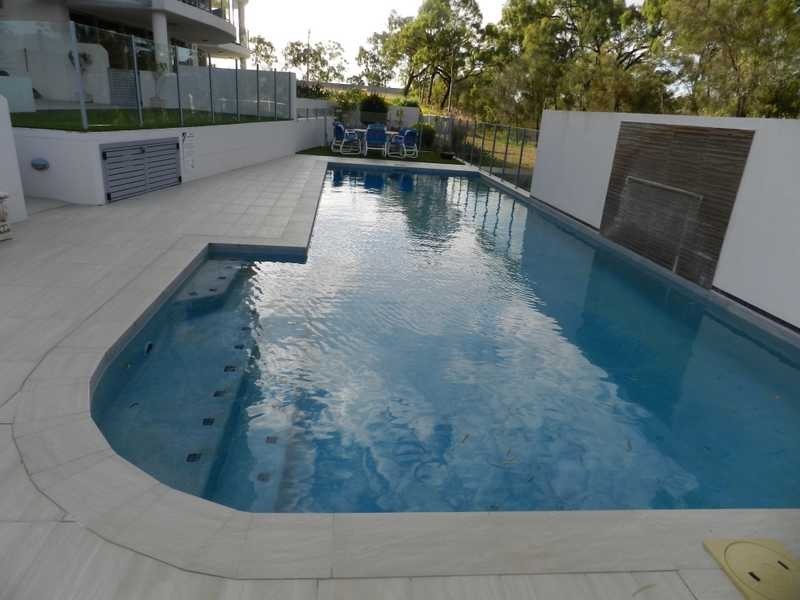13/2 The Promenade, Boyne Island QLD 4680