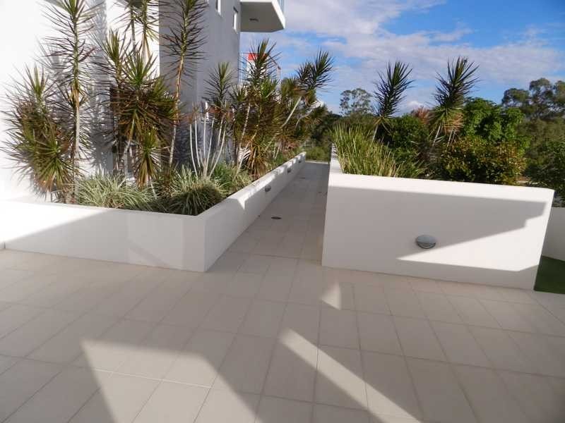 13/2 The Promenade, Boyne Island QLD 4680