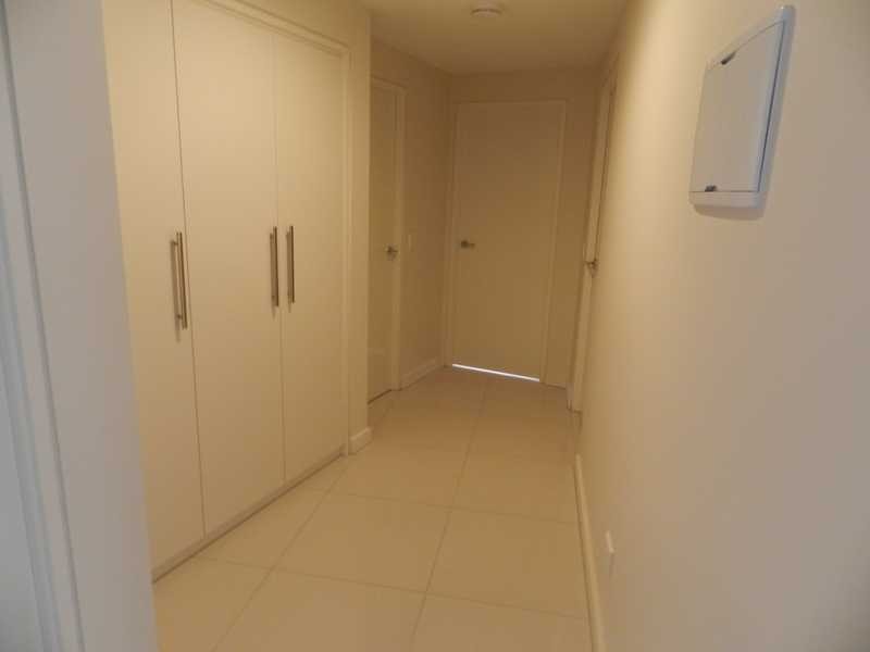 13/2 The Promenade, Boyne Island QLD 4680