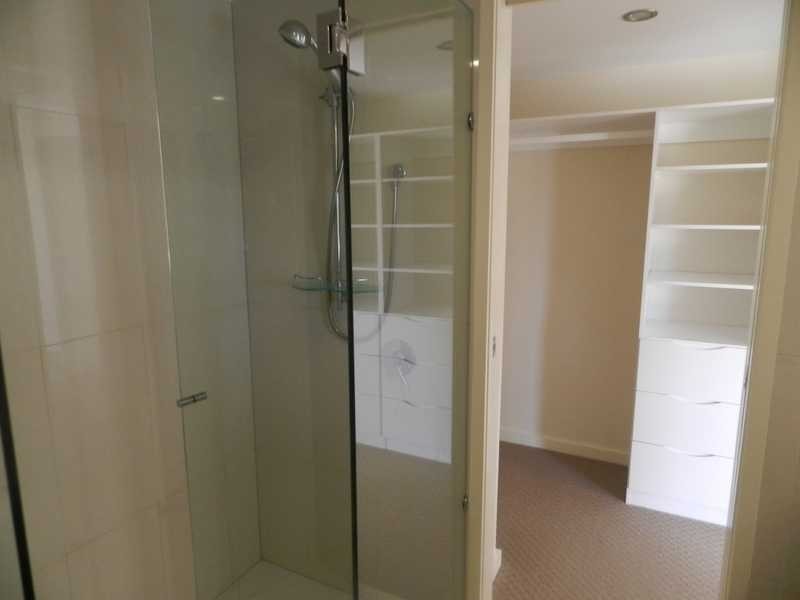 13/2 The Promenade, Boyne Island QLD 4680