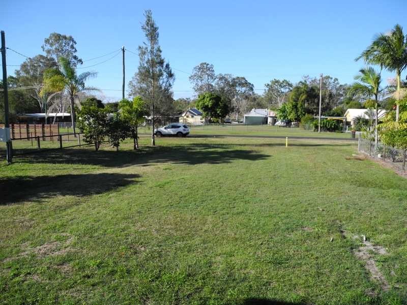 15 Wadeleigh Street, Bororen QLD 4678