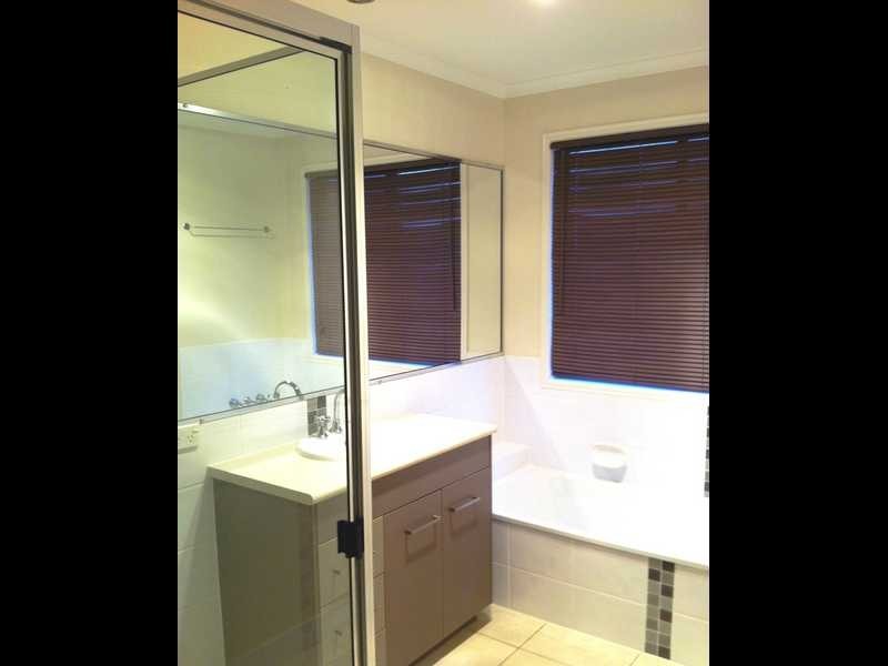 6 Bauhinia Street, Boyne Island QLD 4680