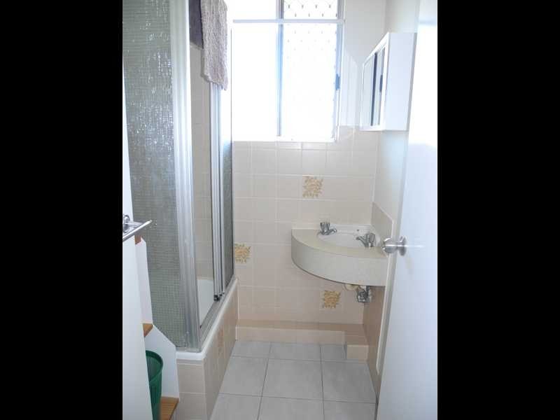 4/35 Ocean Street, Tannum Sands QLD 4680