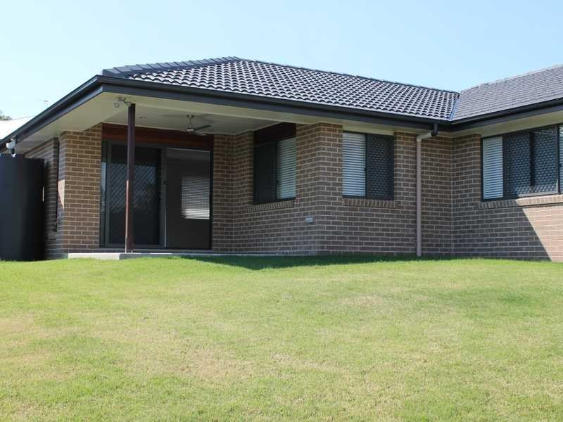 37 Pryde Street, Tannum Sands QLD 4680