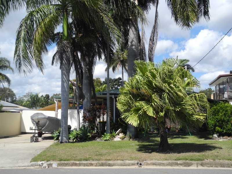 19 Yukana Street, Boyne Island QLD 4680