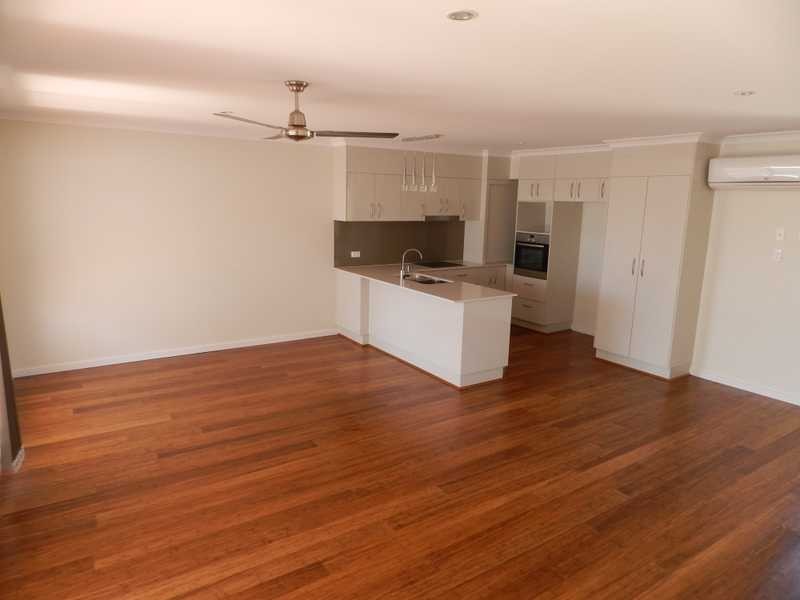 3/30 Beach Avenue, Tannum Sands QLD 4680