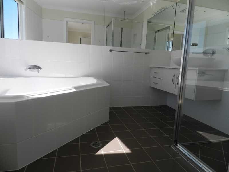 3/30 Beach Avenue, Tannum Sands QLD 4680