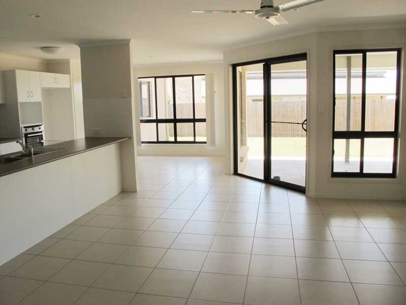 13 Jeana Close, Boyne Island QLD 4680