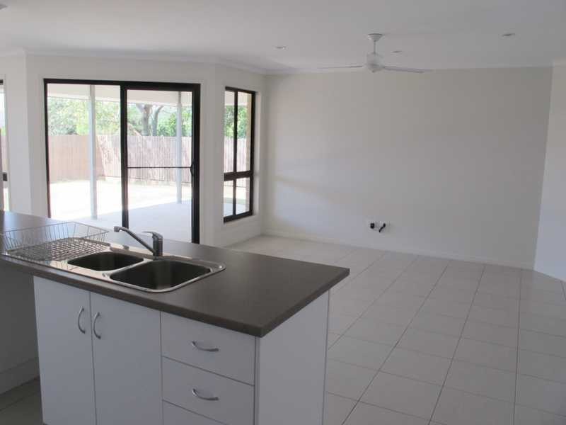 13 Jeana Close, Boyne Island QLD 4680