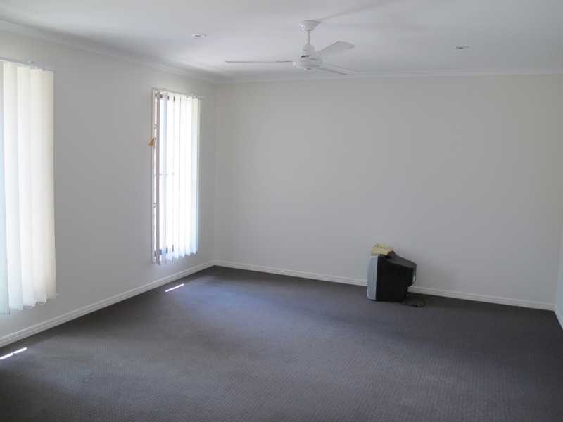 13 Jeana Close, Boyne Island QLD 4680