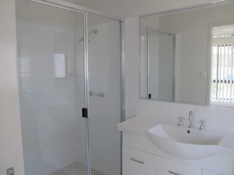 13 Jeana Close, Boyne Island QLD 4680