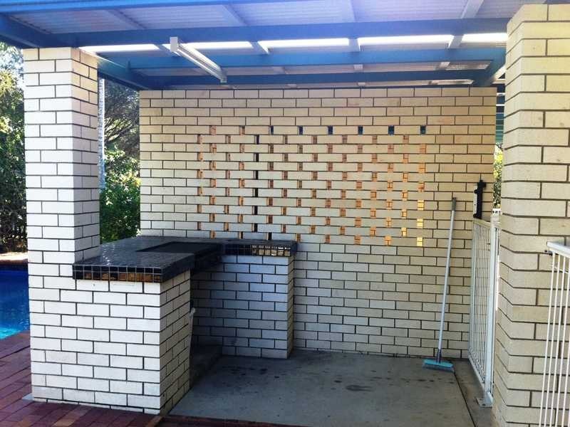 32 Helen Cres, Wurdong Heights, Boyne Island QLD 4680