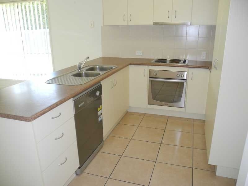 14 Richard Street, Boyne Island QLD 4680