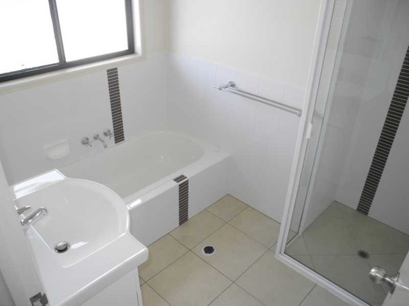 21 Surita Court, Boyne Island QLD 4680