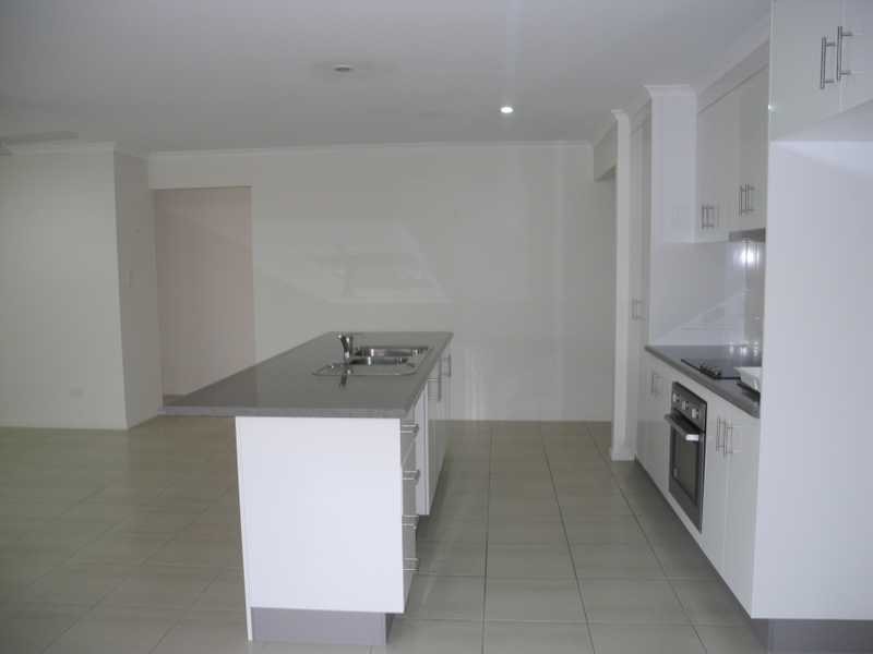 24 Surita Court, Boyne Island QLD 4680