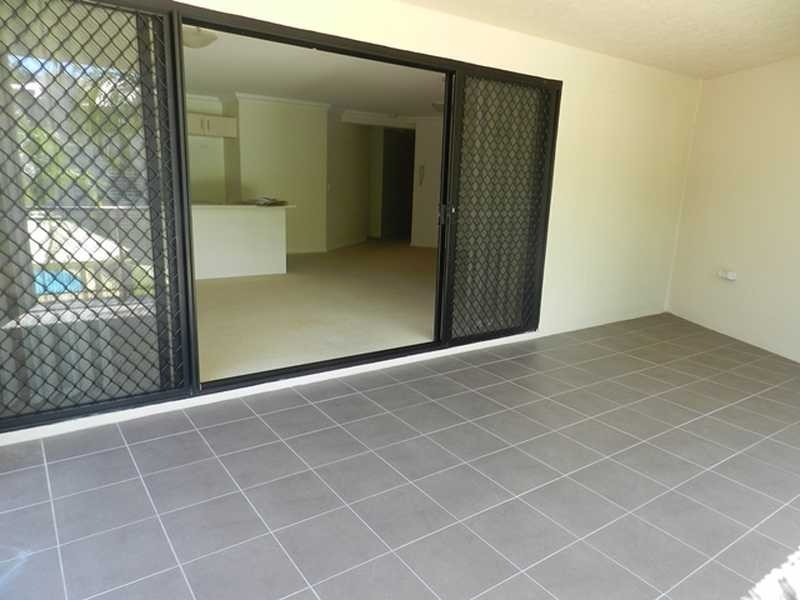 8/8a Wyndham Avenue, Boyne Island QLD 4680
