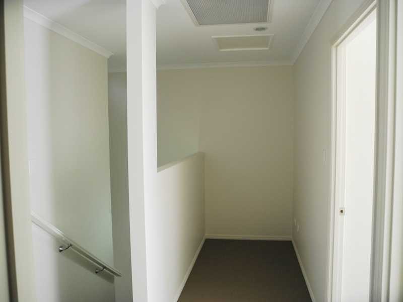 2/10 Arthur Street, Boyne Island QLD 4680