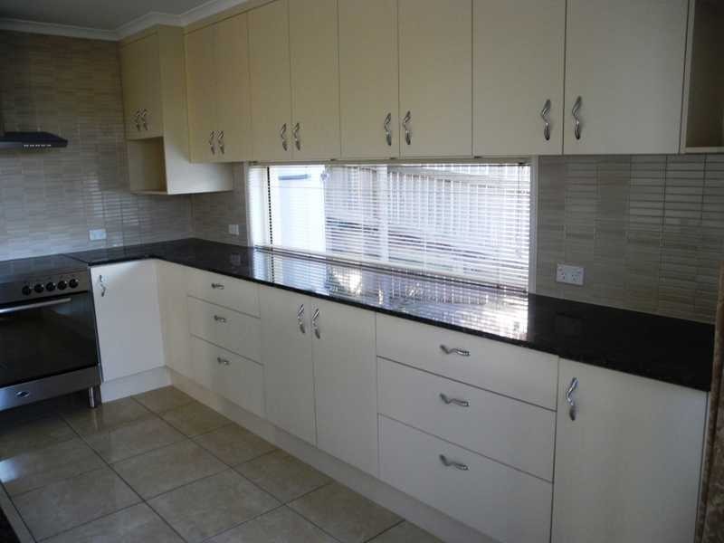 15 Micheal Court, Boyne Island QLD 4680