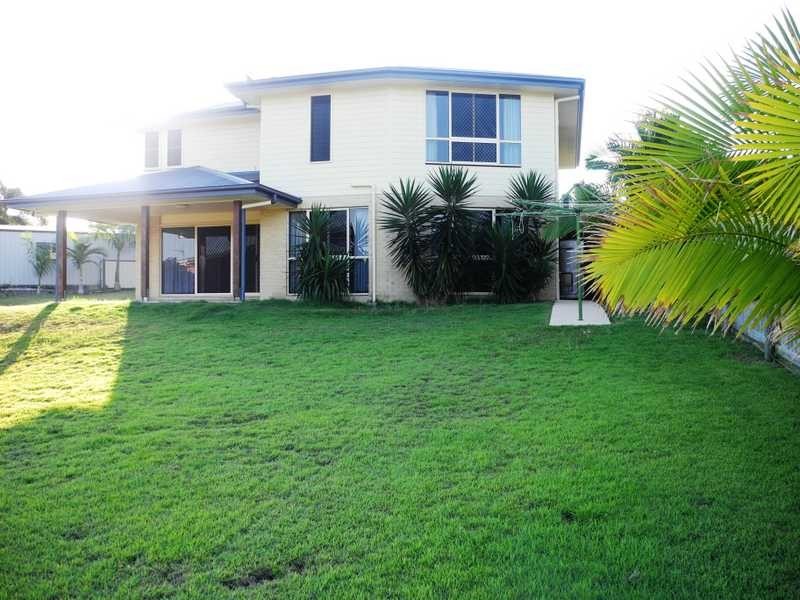 15 Micheal Court, Boyne Island QLD 4680