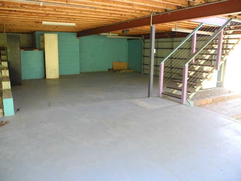 17 Creek Road, Tannum Sands QLD 4680