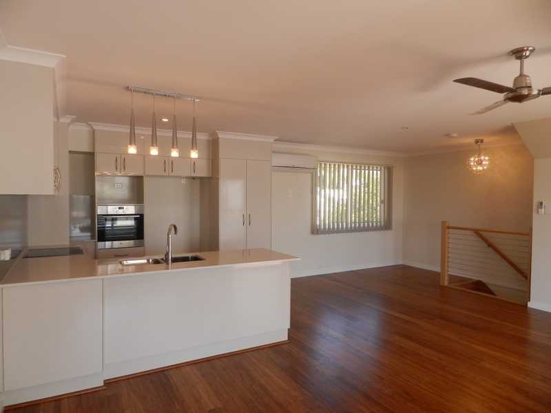 2/30 Beach Avenue, Tannum Sands QLD 4680