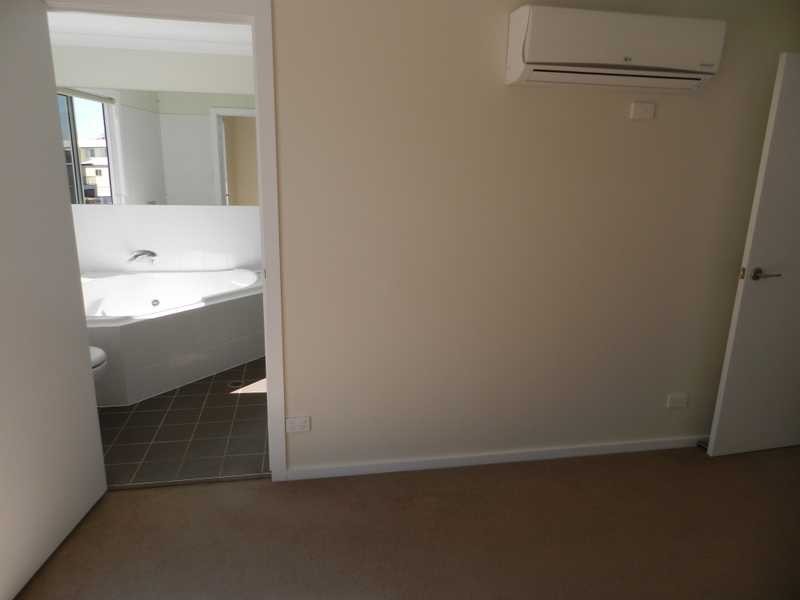 2/30 Beach Avenue, Tannum Sands QLD 4680