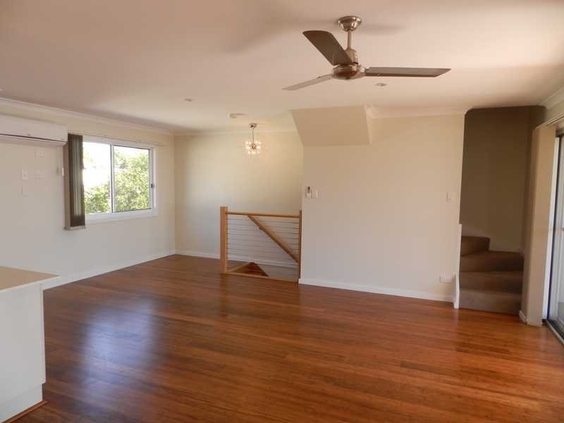 2/30 Beach Avenue, Tannum Sands QLD 4680