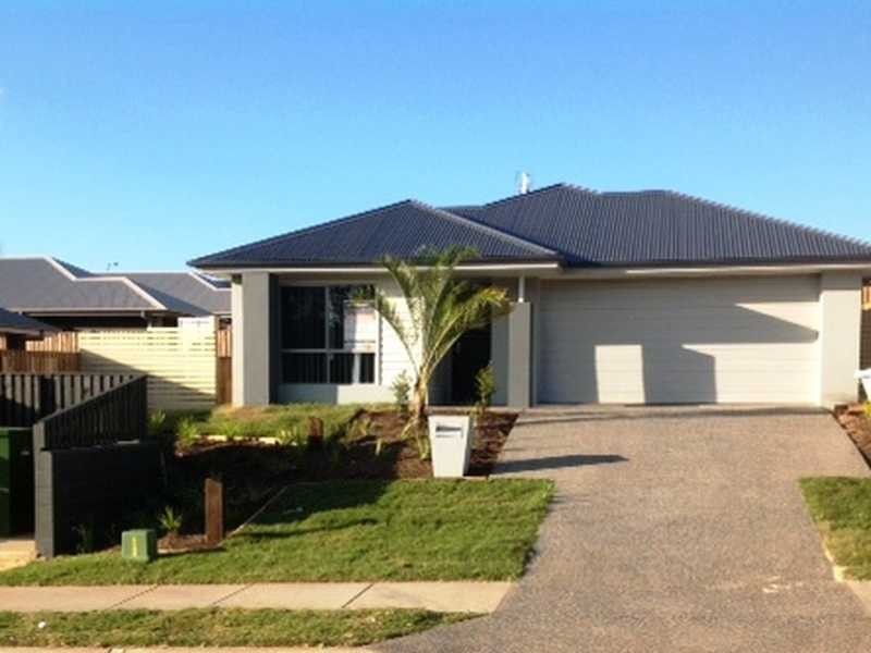 3 JARDINE CRESCENT, Boyne Island QLD 4680