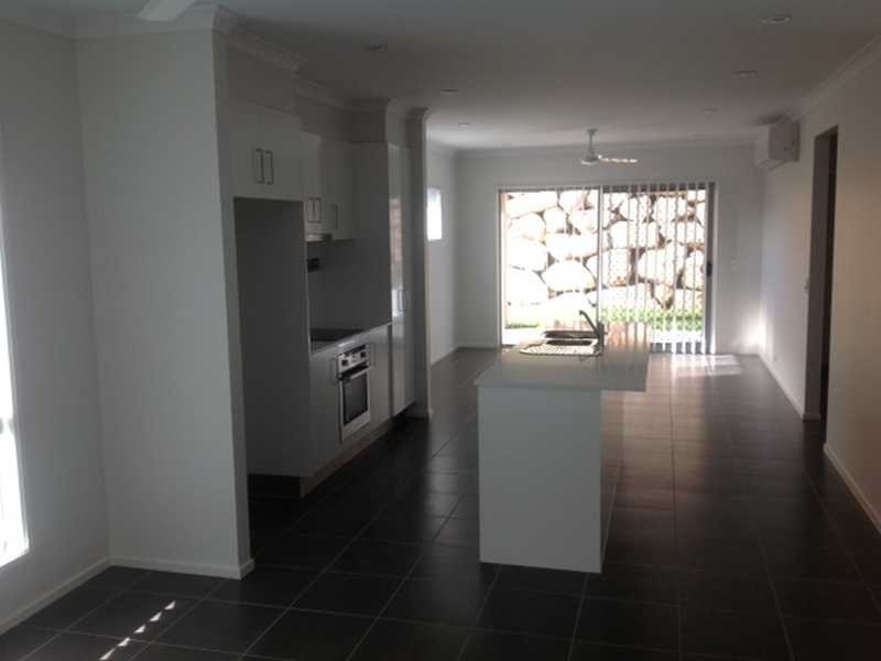 3 JARDINE CRESCENT, Boyne Island QLD 4680