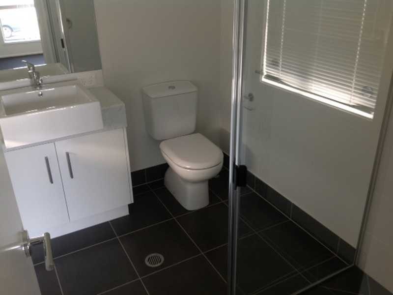 3 JARDINE CRESCENT, Boyne Island QLD 4680