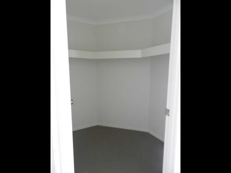 16 Surita Court, Boyne Island QLD 4680