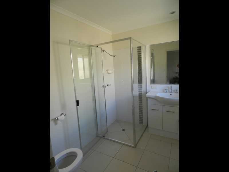16 Surita Court, Boyne Island QLD 4680