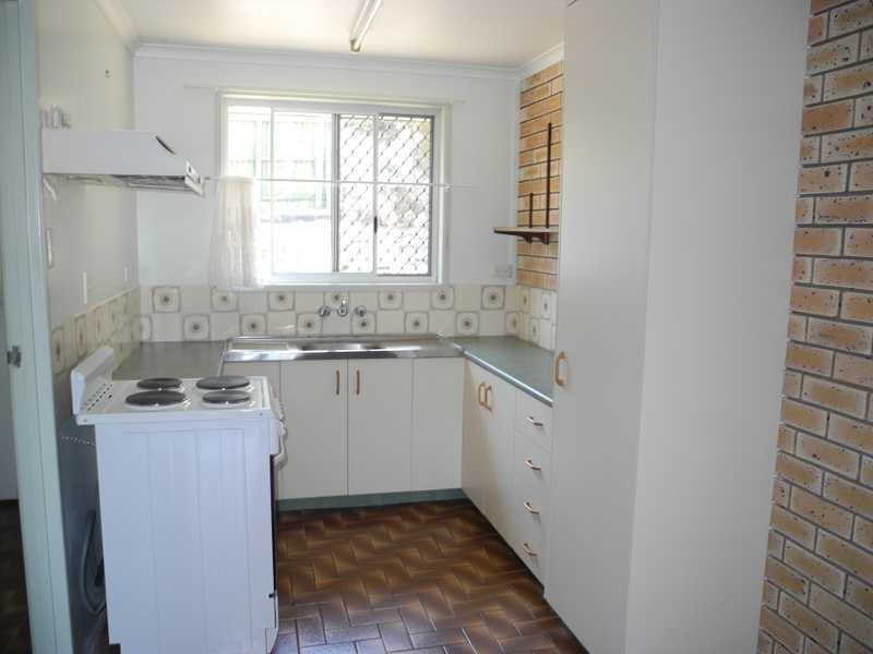 2/8 Latrobe Street, Tannum Sands QLD 4680