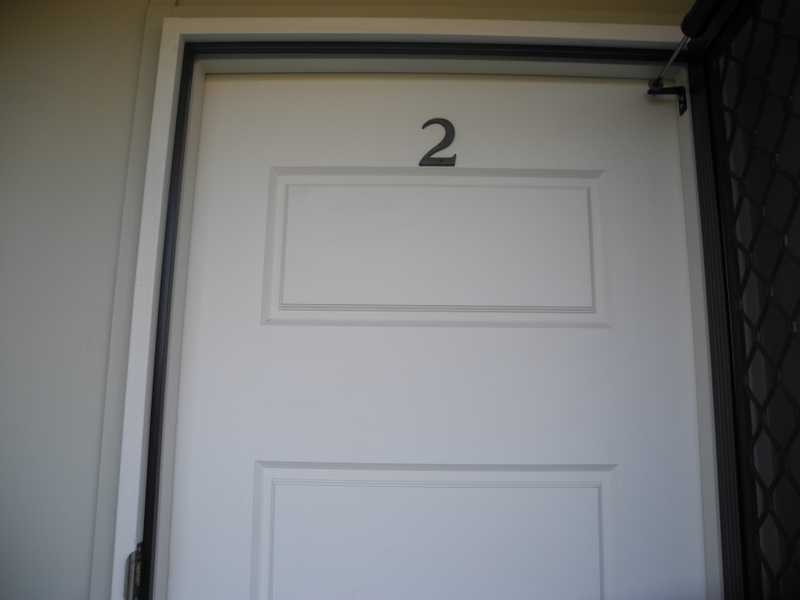 2/10 Arthur Street, Boyne Island QLD 4680