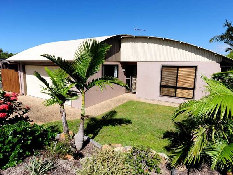 33 Pryde Street, Tannum Sands QLD 4680