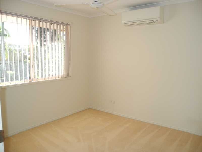 11 Wyndham Avenue, Boyne Island QLD 4680