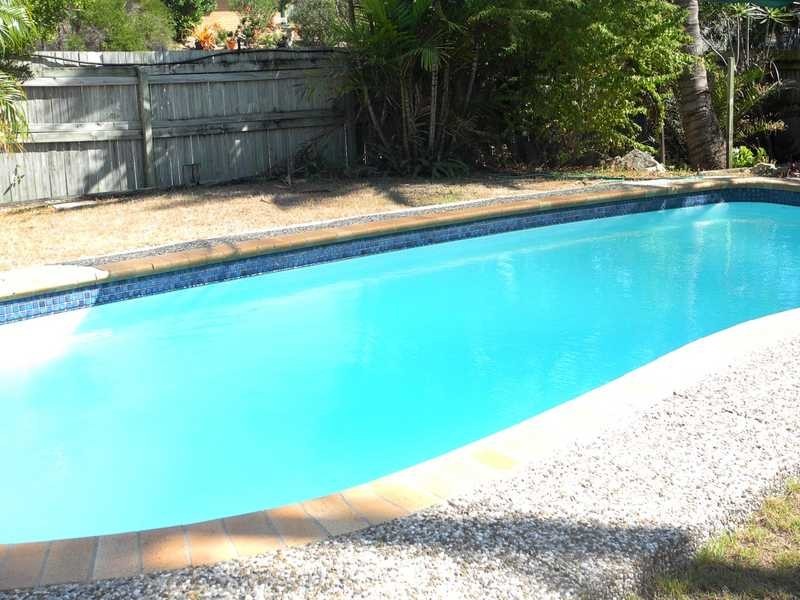 2 Amaroo Street, Boyne Island QLD 4680