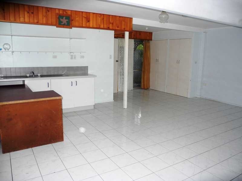 2 Amaroo Street, Boyne Island QLD 4680